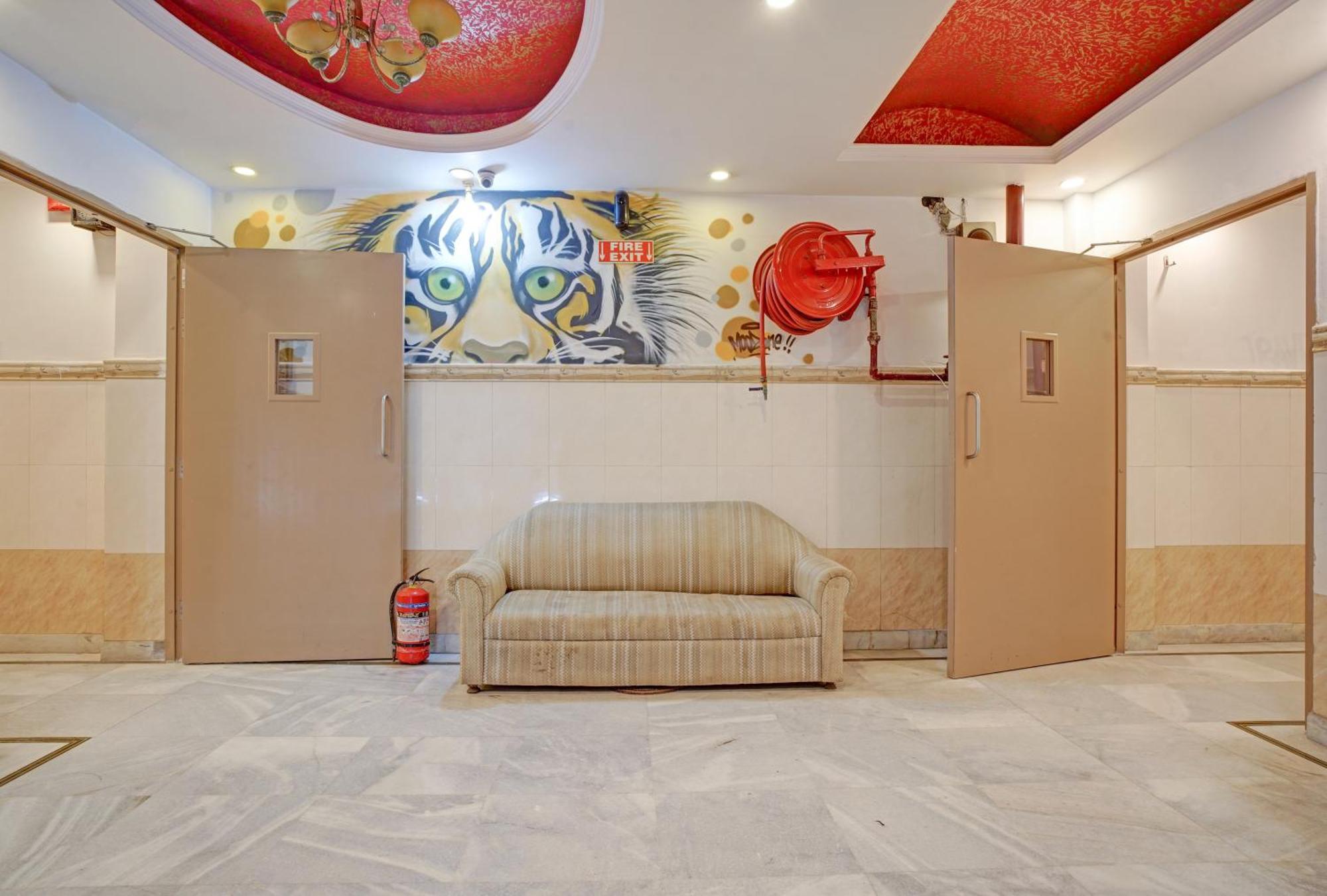 The Hindustan International - Traveller'S Choice Award 2025 Best Of Best Winning Hotel Yeni Delhi Dış mekan fotoğraf