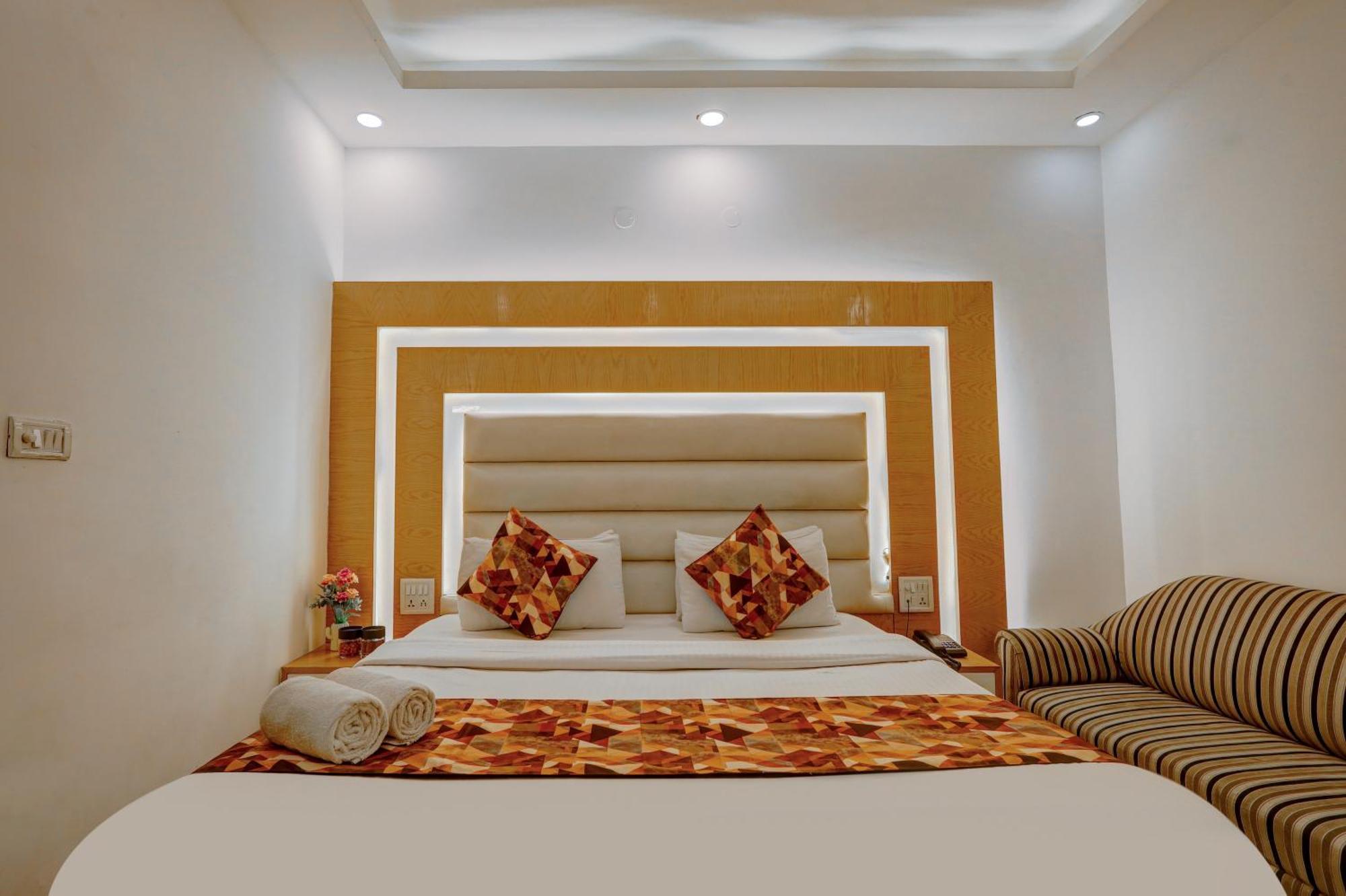 The Hindustan International - Traveller'S Choice Award 2025 Best Of Best Winning Hotel Yeni Delhi Dış mekan fotoğraf