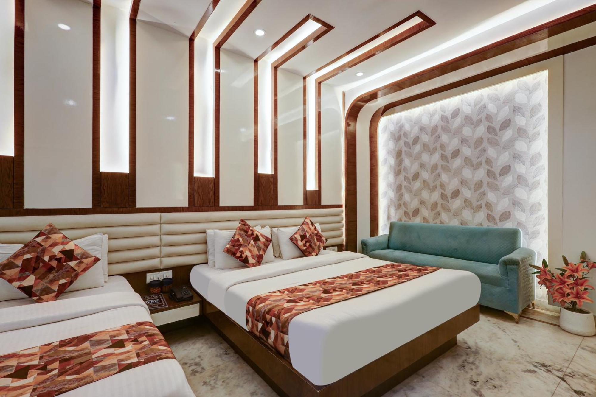 The Hindustan International - Traveller'S Choice Award 2025 Best Of Best Winning Hotel Yeni Delhi Dış mekan fotoğraf