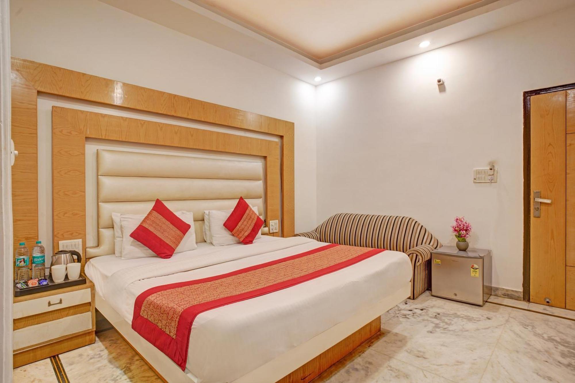 The Hindustan International - Traveller'S Choice Award 2025 Best Of Best Winning Hotel Yeni Delhi Dış mekan fotoğraf