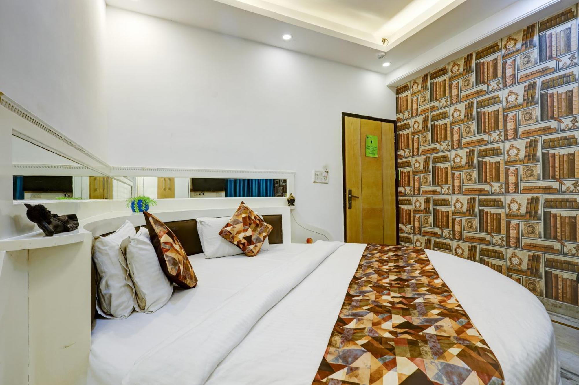 The Hindustan International - Traveller'S Choice Award 2025 Best Of Best Winning Hotel Yeni Delhi Dış mekan fotoğraf
